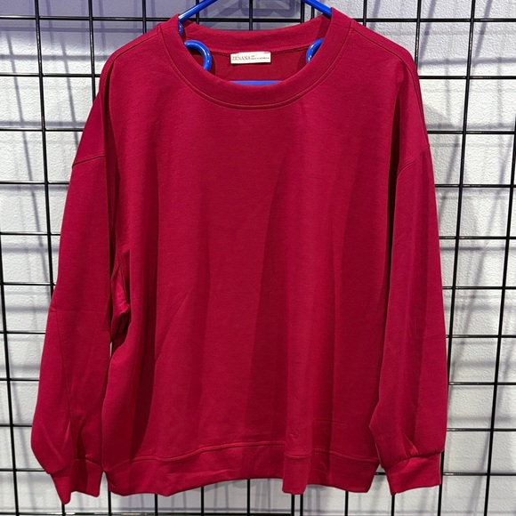 Zenana Outfitters Rich Red Crewneck Sweatshirt NWOT - Picture 1 of 4